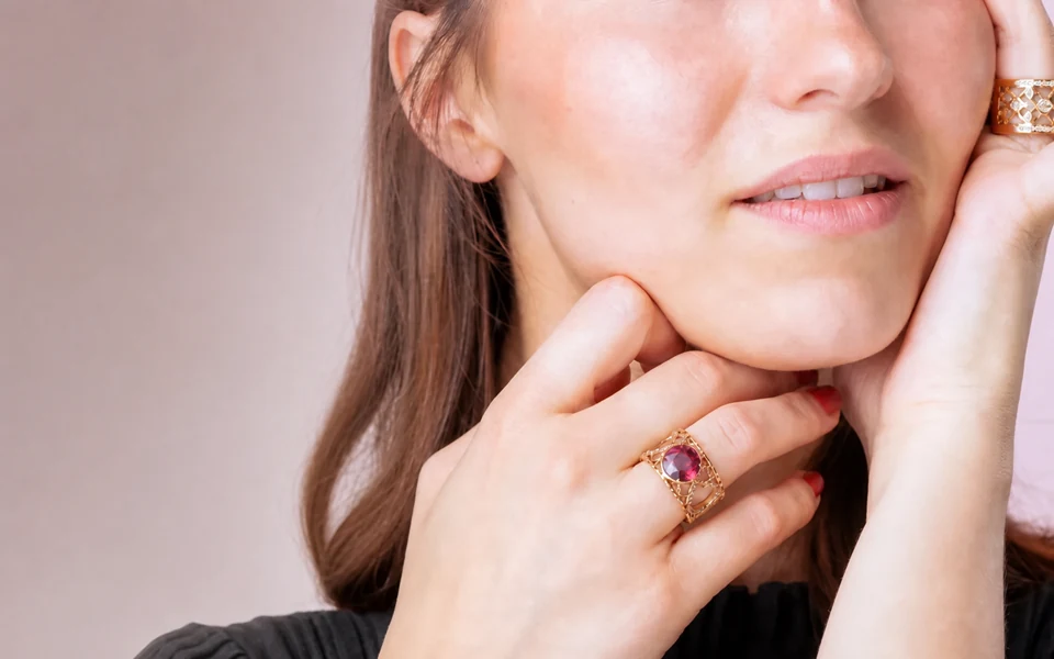 Berlet - portrait joaillerie premium avec bague rubis